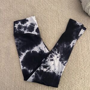Balance Athletica black tie dye cloud leggings size xl